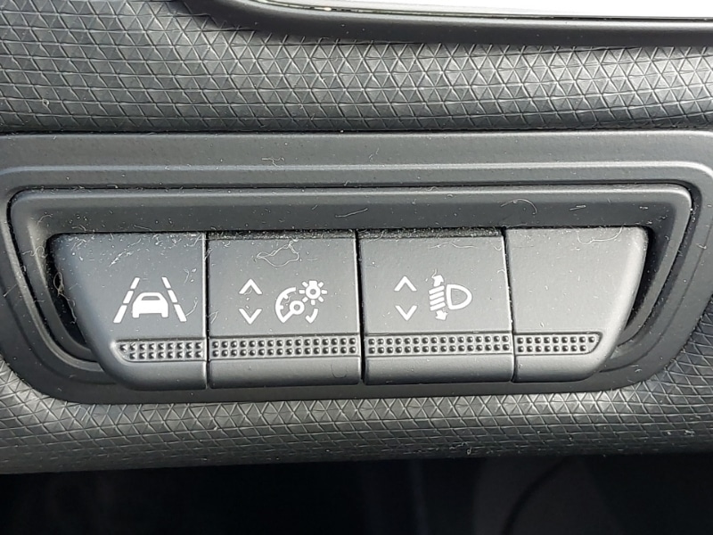 Used Renault Clio 2020 for sale - 78202605: Photo 18