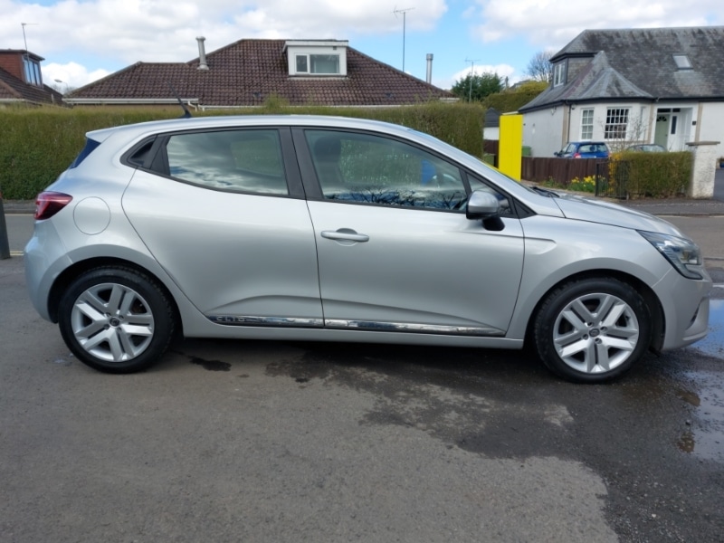 Used Renault Clio 2020 for sale - 78202605: Photo 4