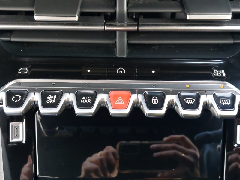 Used Peugeot 2008 2023 for sale - 77750692: Photo 15