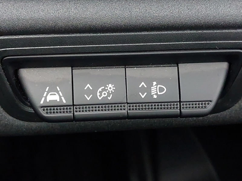 Used Renault Captur 2022 for sale - 77304085: Photo 18