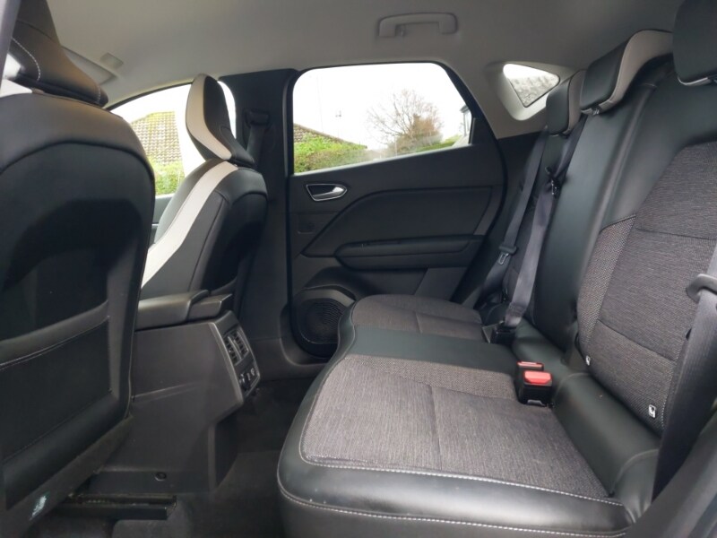 Used Renault Captur 2020 for sale - 76543363: Photo 6