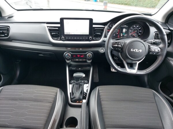 Used Kia Stonic 2023 for sale - 76083254: Photo 2