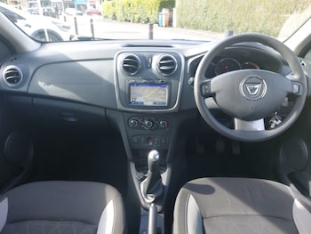 Used Dacia Sandero Stepway 2016 for sale - 78169482: Photo