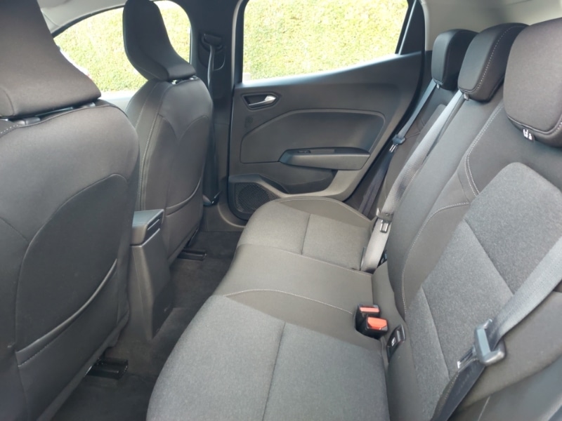 Used Renault Clio 2022 for sale - 76464827: Photo 6