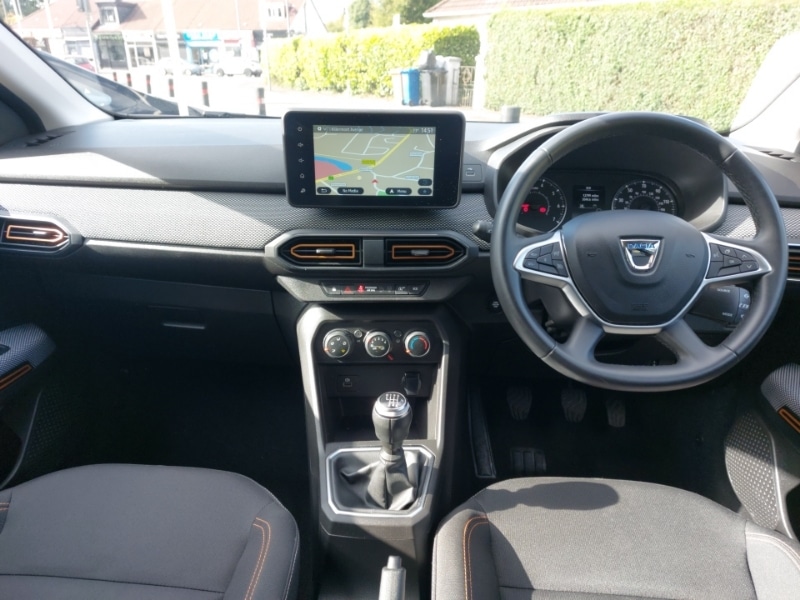 Used Dacia Sandero Stepway 2022 for sale - 76628687: Photo 2