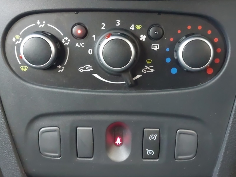 Used Dacia Sandero 2020 for sale - 76518682: Photo 17