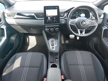 Used Renault Captur 2023 for sale - 75476529: Photo