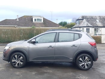 Used Dacia Sandero Stepway 2025 for sale - 77677809: Photo