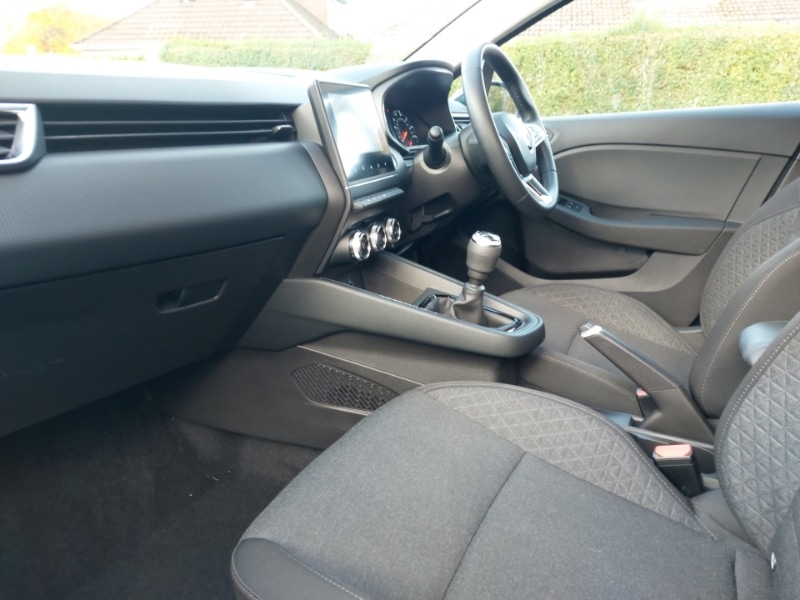 Used Renault Clio 2022 for sale - 76354331: Photo 5