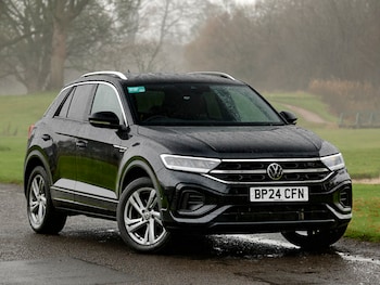 Used Volkswagen T-Roc 2024 for sale - 76771530: Photo