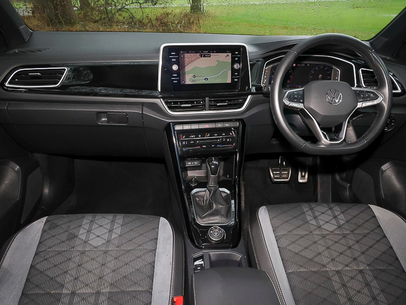 Used Volkswagen T-Roc 2024 for sale - 76771530: Photo 2