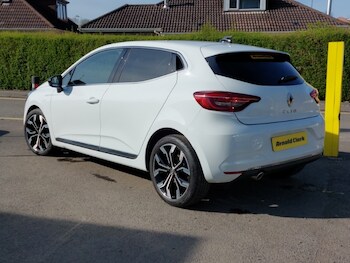 Used Renault Clio 2022 for sale - 78377913: Photo