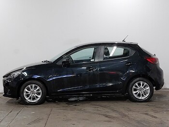 Used Mazda Mazda2 2017 for sale - 77630421: Photo