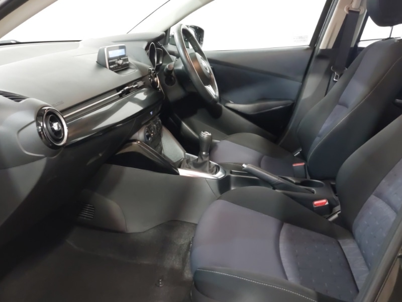 Used Mazda Mazda2 2017 for sale - 77630421: Photo 5