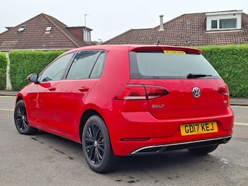 Used Volkswagen Golf 2017 for sale - 79070378: Photo