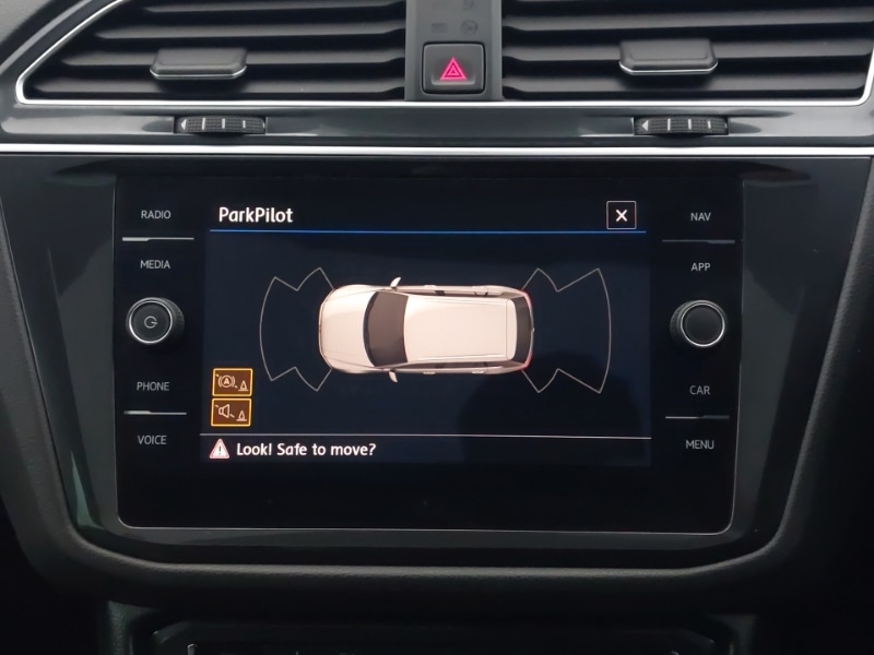 Used Volkswagen Tiguan 2018 for sale - 77168955: Photo 10