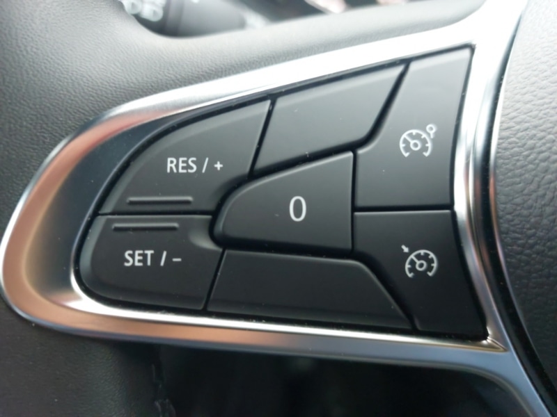 Used Renault Captur 2024 for sale - 76970124: Photo 18