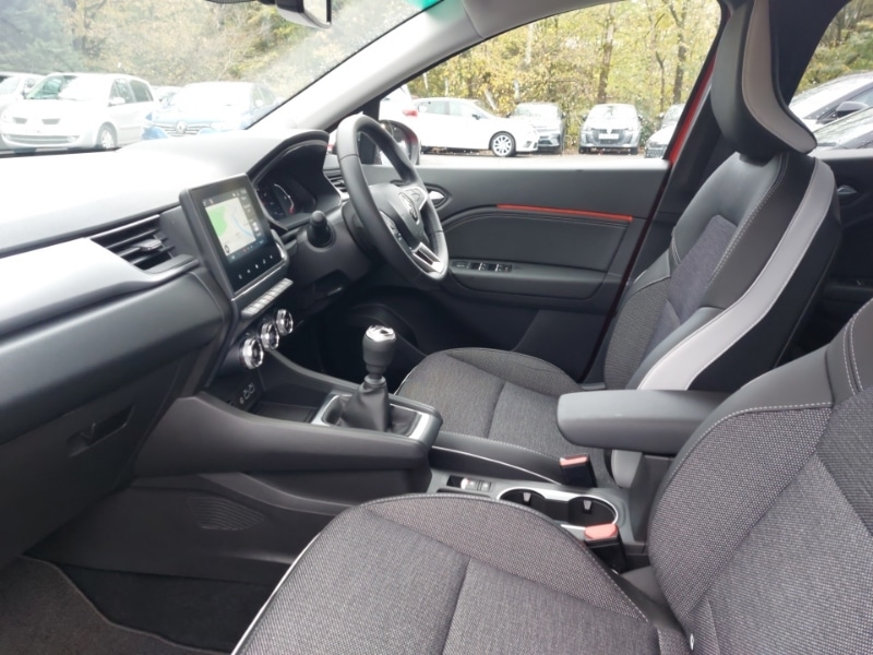 Used Renault Captur 2024 for sale - 76970124: Photo 5