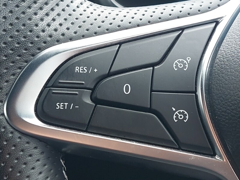 Used Renault Captur 2023 for sale - 77086962: Photo 16