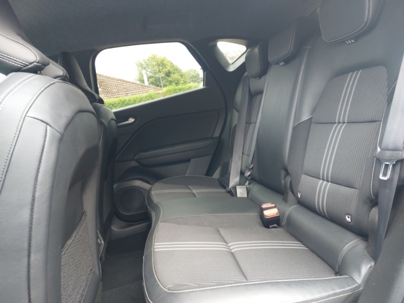 Used Renault Captur 2023 for sale - 77086962: Photo 6