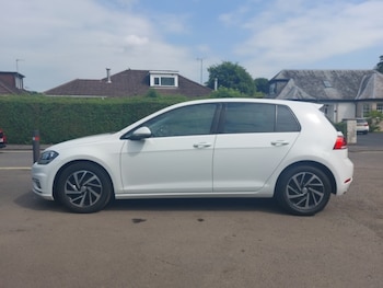 Used Volkswagen Golf 2019 for sale - 74929231: Photo