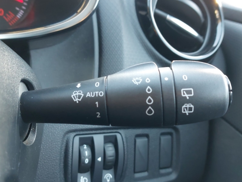 Used Renault Clio 2017 for sale - 77251863: Photo 19