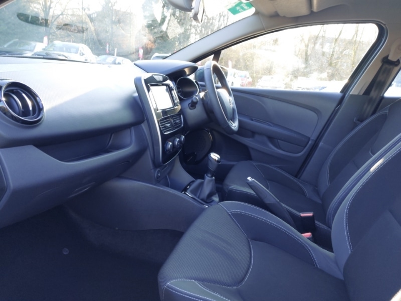 Used Renault Clio 2017 for sale - 77251863: Photo 5