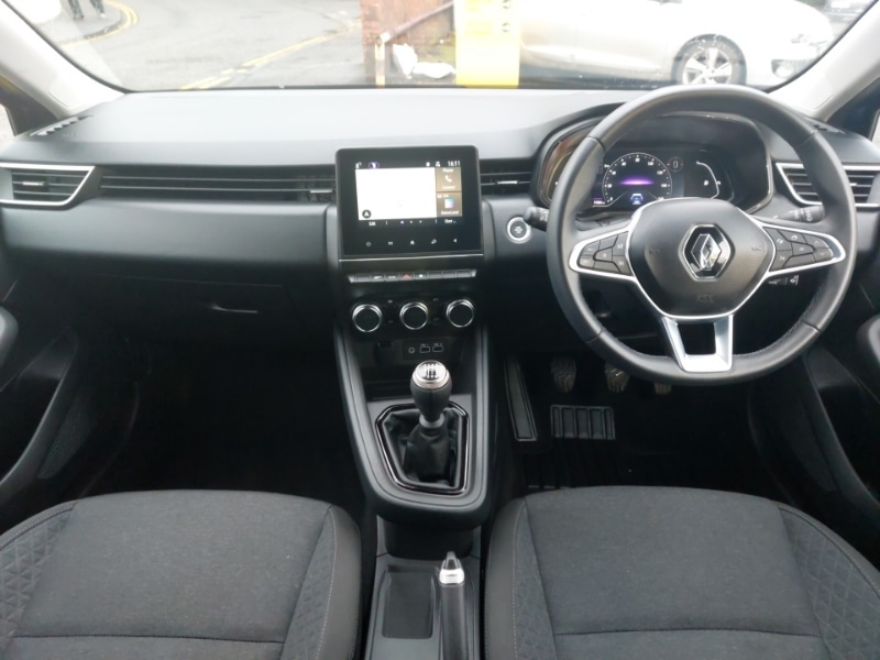 Used Renault Clio 2023 for sale - 77495392: Photo 2