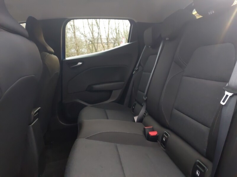 Used Renault Clio 2023 for sale - 77495392: Photo 6