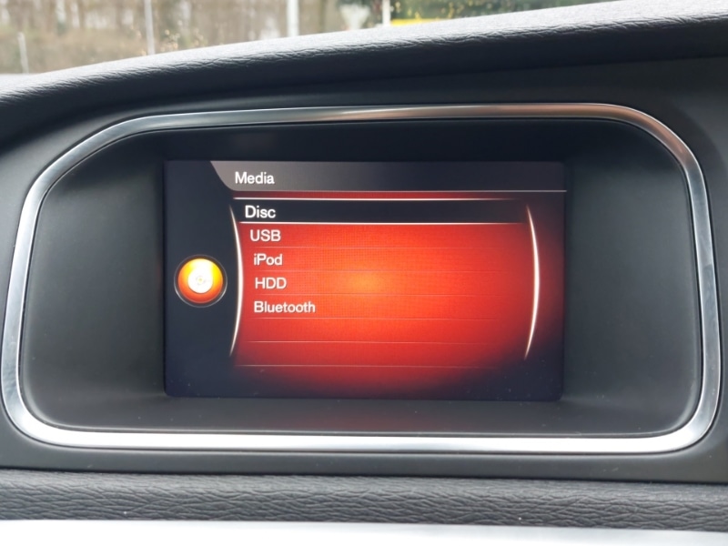 Used Volvo V40 2018 for sale - 77771664: Photo 11