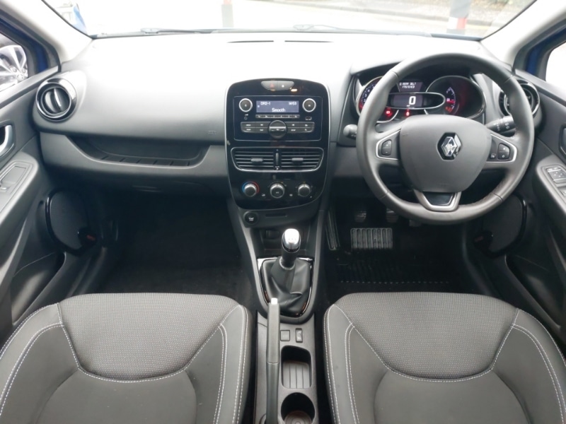 Used Renault Clio 2018 for sale - 77265058: Photo 2