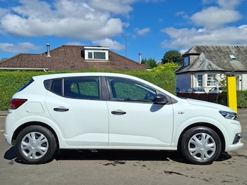 Used Dacia Sandero 2022 for sale - 79480865: Photo