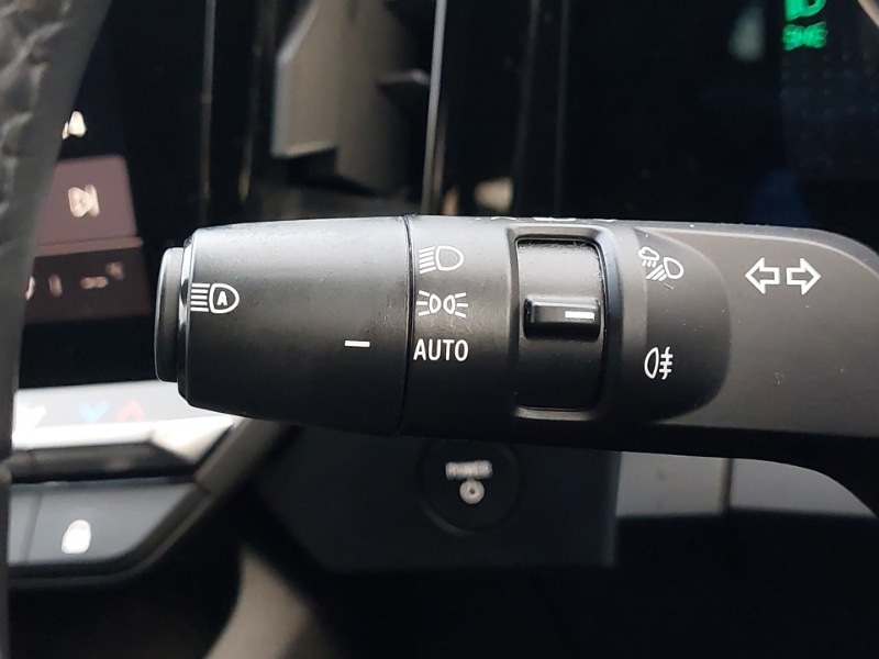 Used Renault Megane E Tech 2022 for sale - 76335630: Photo 17