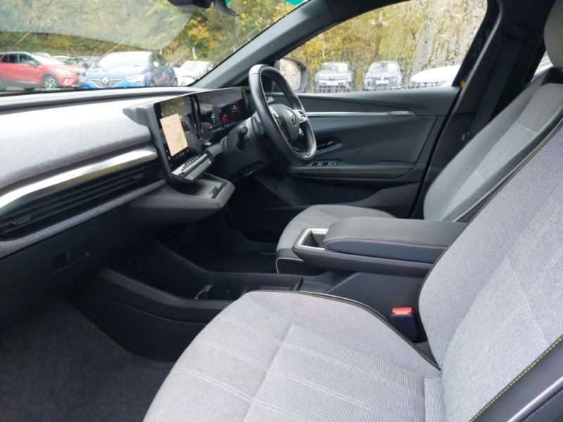 Used Renault Megane E Tech 2022 for sale - 76335630: Photo 5