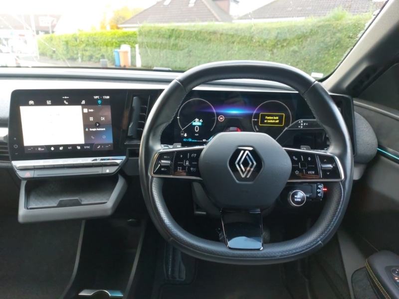 Used Renault Megane E Tech 2022 for sale - 76335630: Photo 7