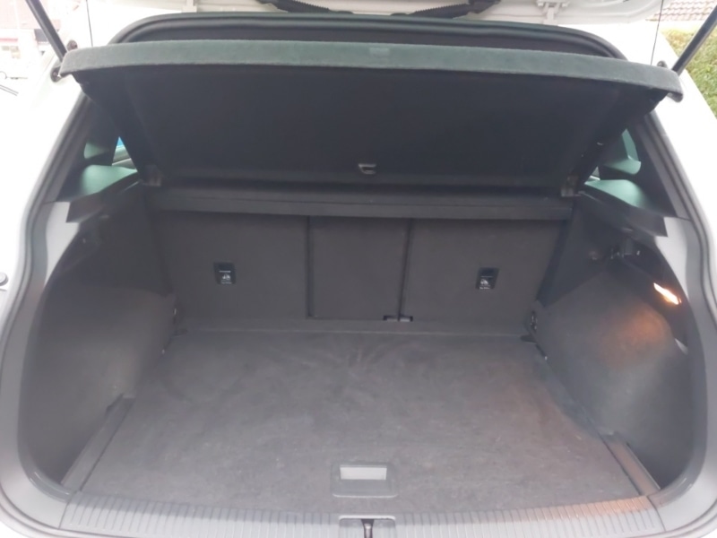 Used Volkswagen Tiguan 2018 for sale - 76879993: Photo 8