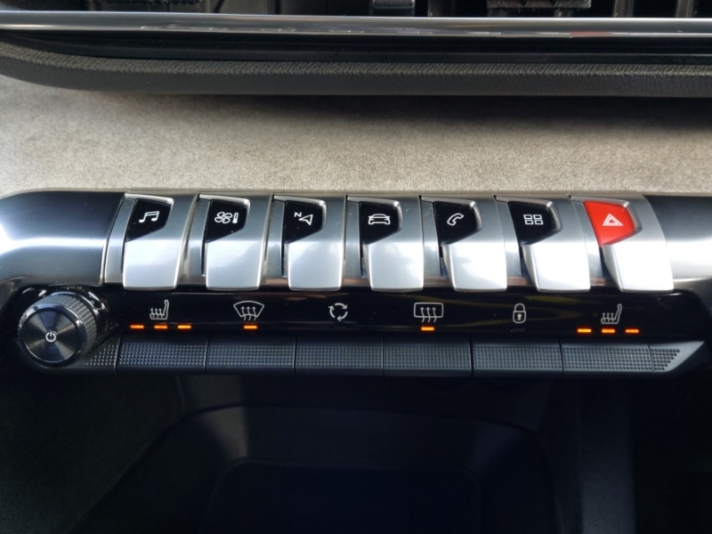 Used Peugeot 3008 2021 for sale - 77782227: Photo 15