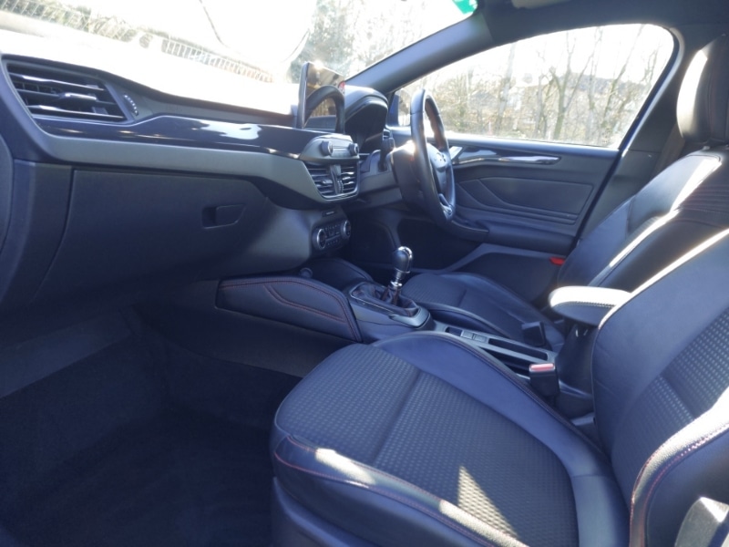 Used Ford Focus 2021 for sale - 77543927: Photo 5