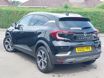 Used Renault Captur 2022 for sale - 75608693: Photo