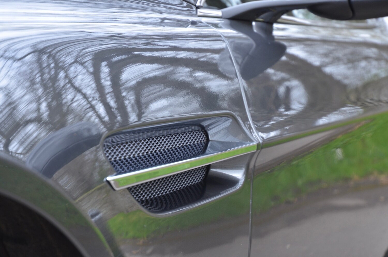 Used Aston Martin Vantage 2009 for sale - 77945794: Photo 22