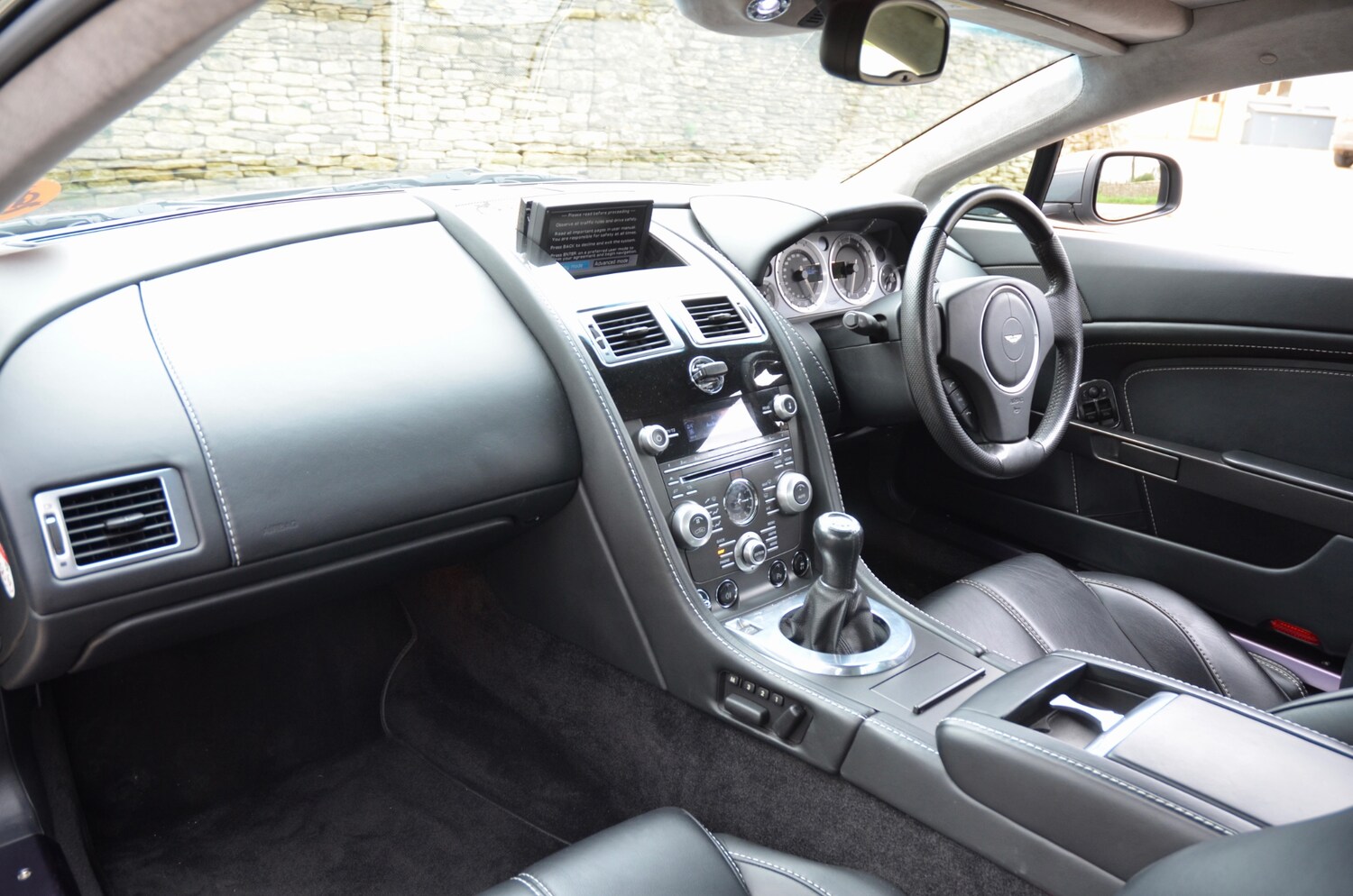 Used Aston Martin Vantage 2009 for sale - 77945794: Photo 35