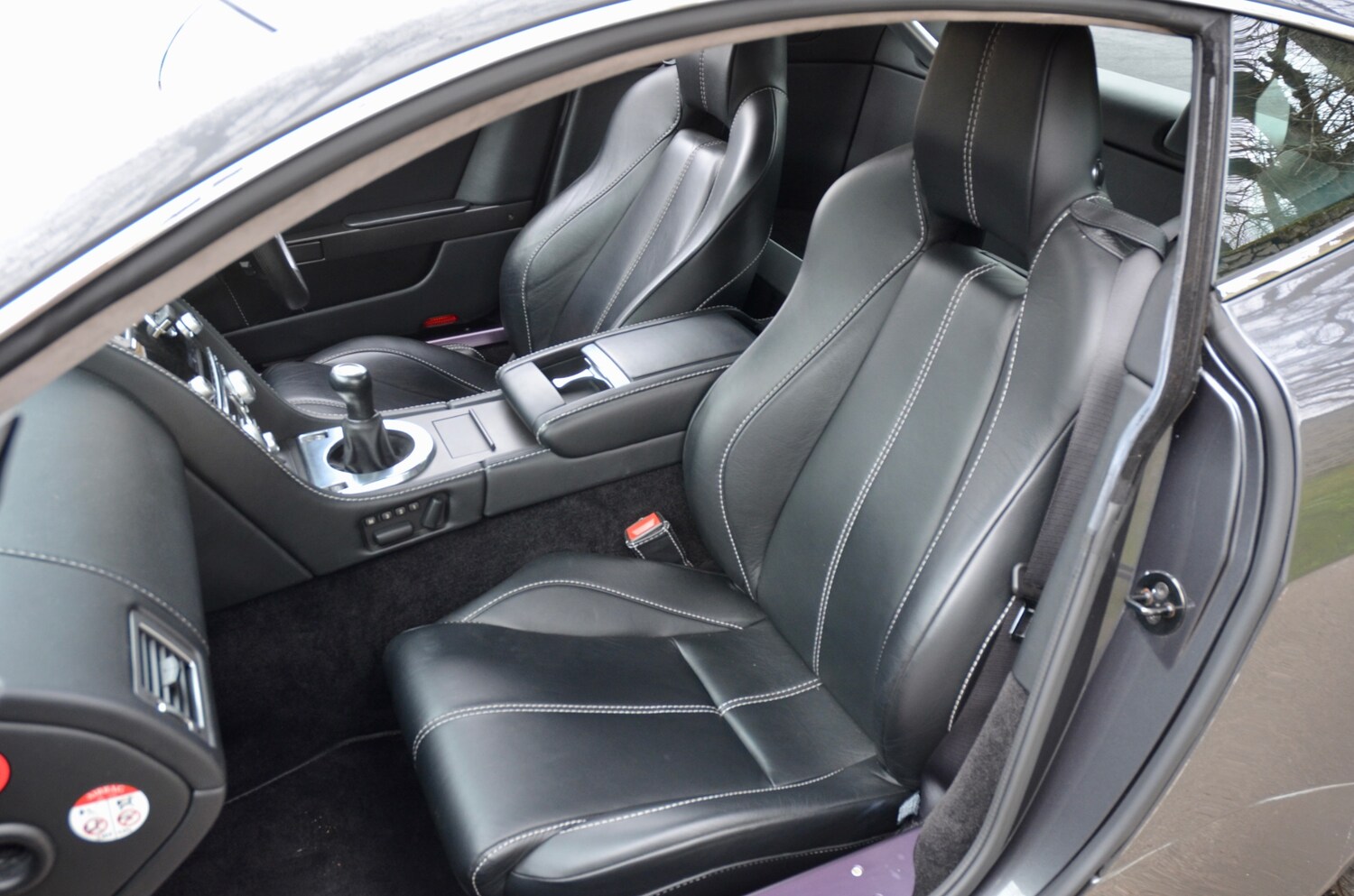 Used Aston Martin Vantage 2009 for sale - 77945794: Photo 38