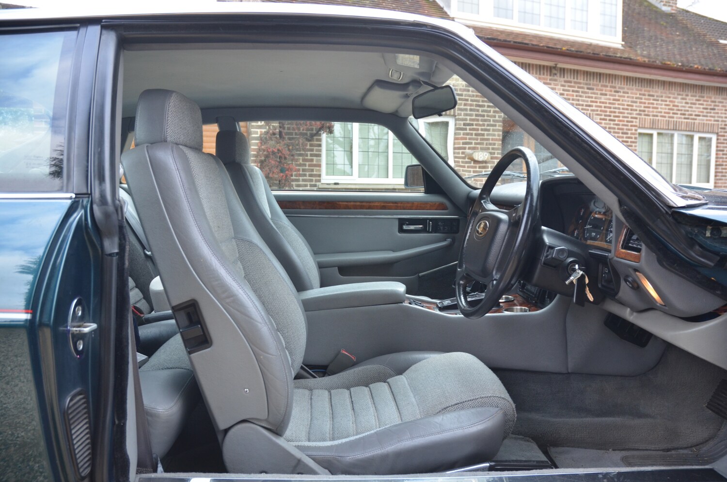 Used Jaguar XJS 2018 for sale - 78106293: Photo 31