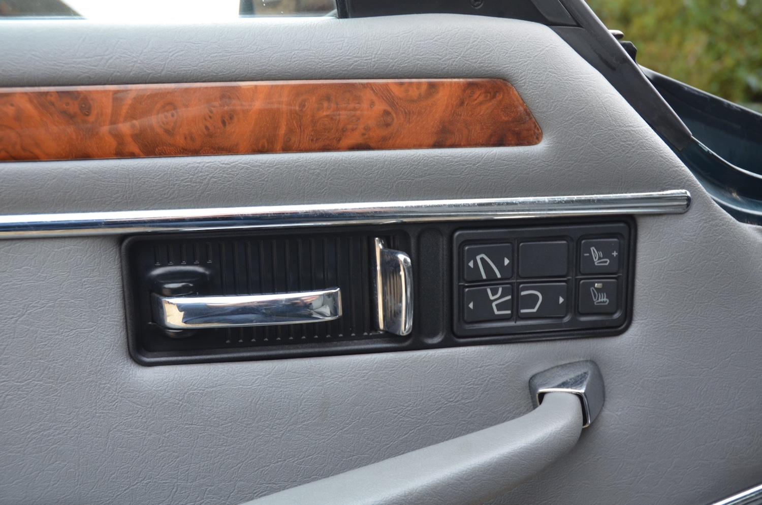 Used Jaguar XJS 2018 for sale - 78106293: Photo 40