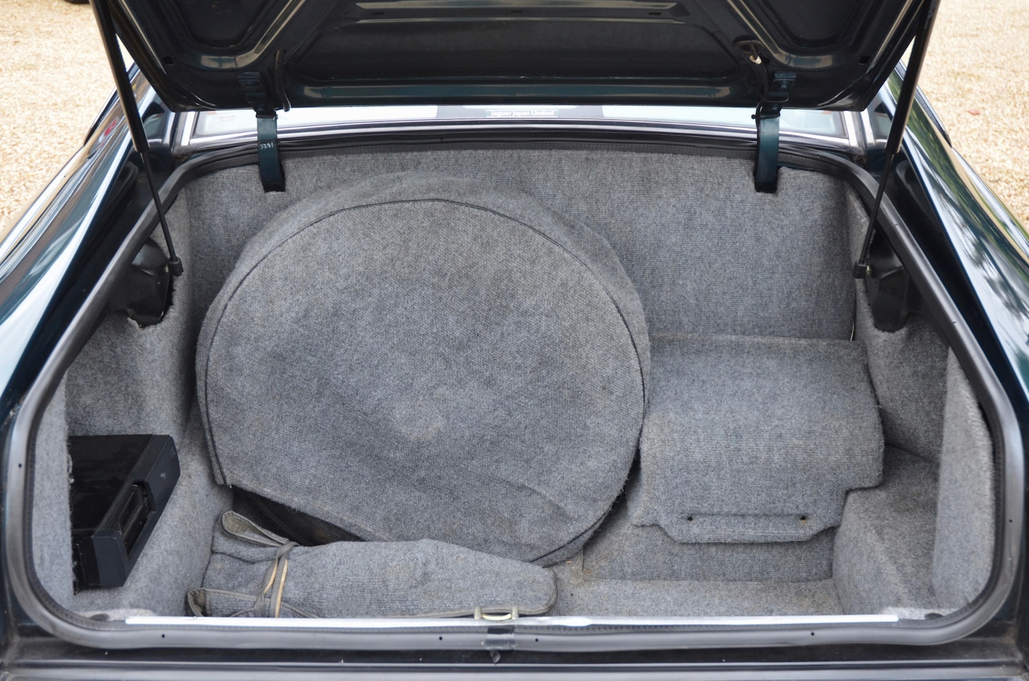 Used Jaguar XJS 2018 for sale - 78106293: Photo 48