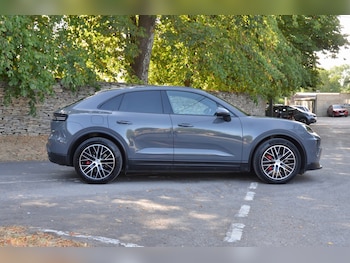 Used Porsche Macan 2024 for sale - 79262183: Photo