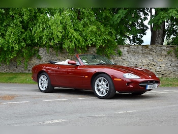 Used Jaguar XK8 2011 for sale - 78540893: Photo