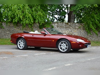 Used Jaguar XK8 2011 for sale - 78540893: Photo