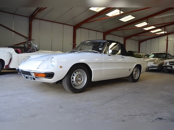 Used Alfa Romeo Spider 1972 for sale - 79490898: Photo