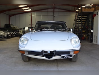 Used Alfa Romeo Spider 1972 for sale - 79490898: Photo